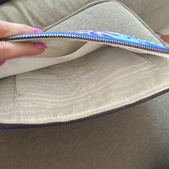 Lilly Pulitzer “In The Garden” Jaguar Floral Tablet Case - Picture 2 of 4